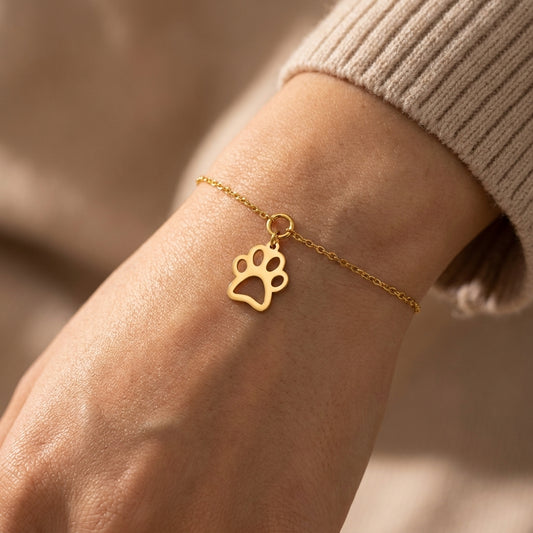 Opengewerkt dierenpootje charm