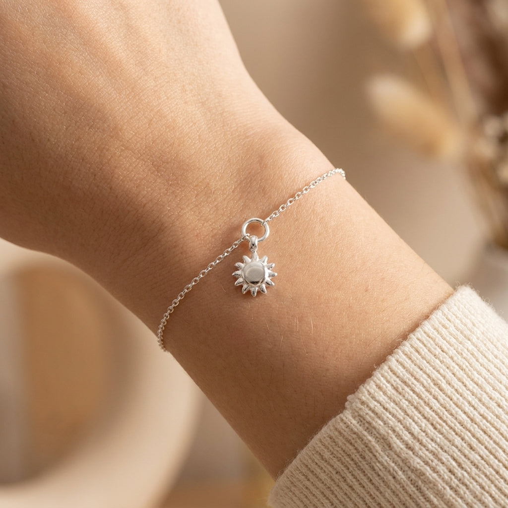 Zon charm